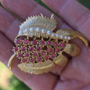 Vintage Gerrys Elegant Goldtone and Pink Rhinestones, Faux Pe Brooch